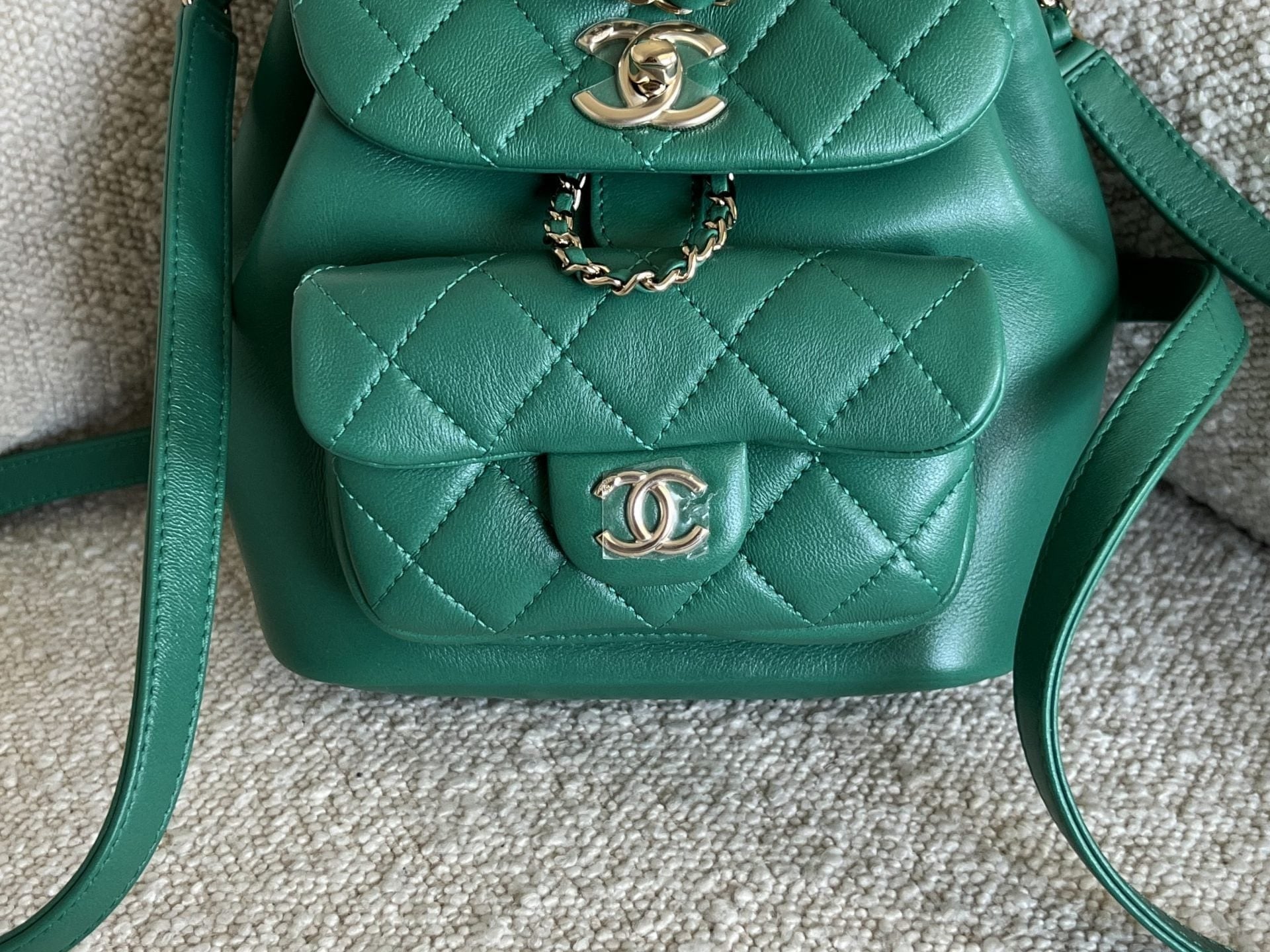 CHANEL Backpack 22A Green Leather Duma Backpack Small LGHW -Knockoff
