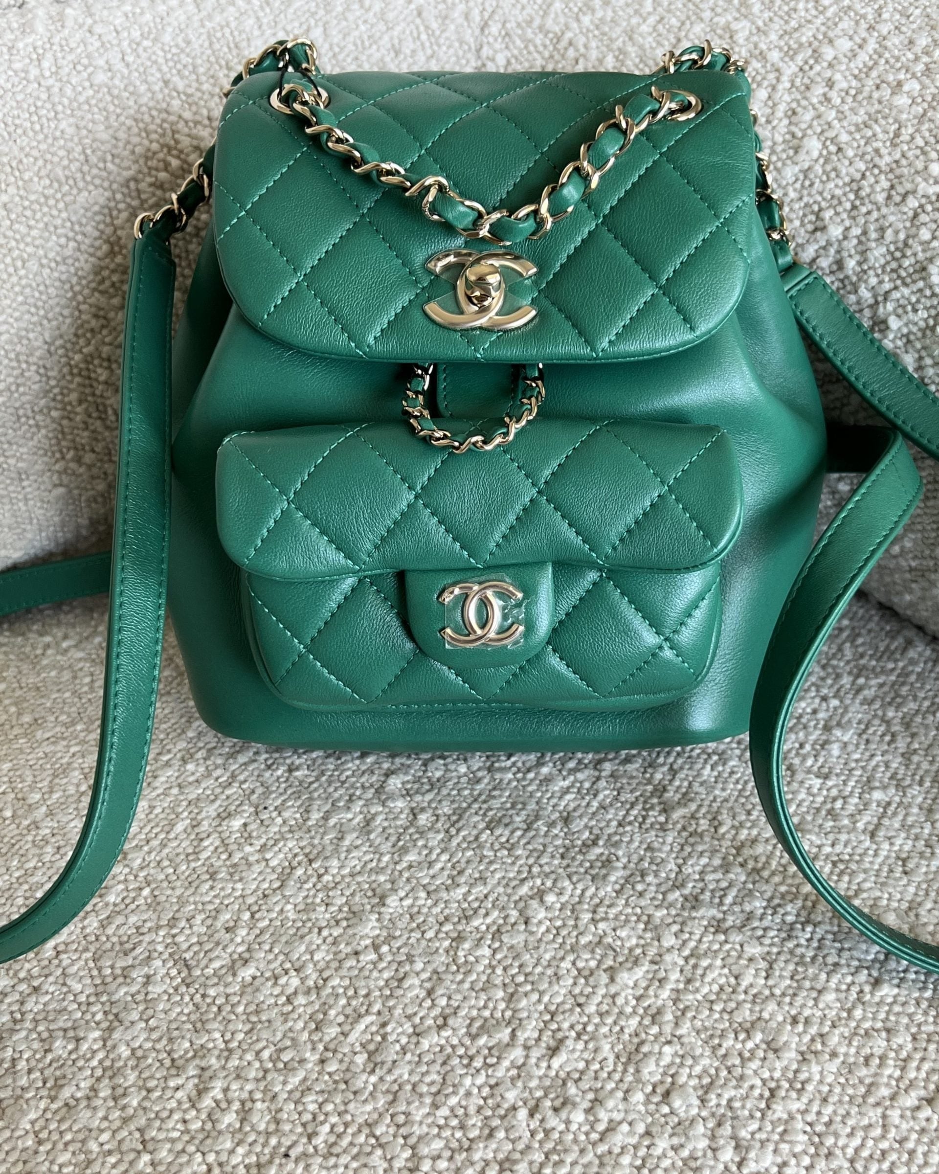 CHANEL Backpack 22A Green Leather Duma Backpack Small LGHW -Knockoff
