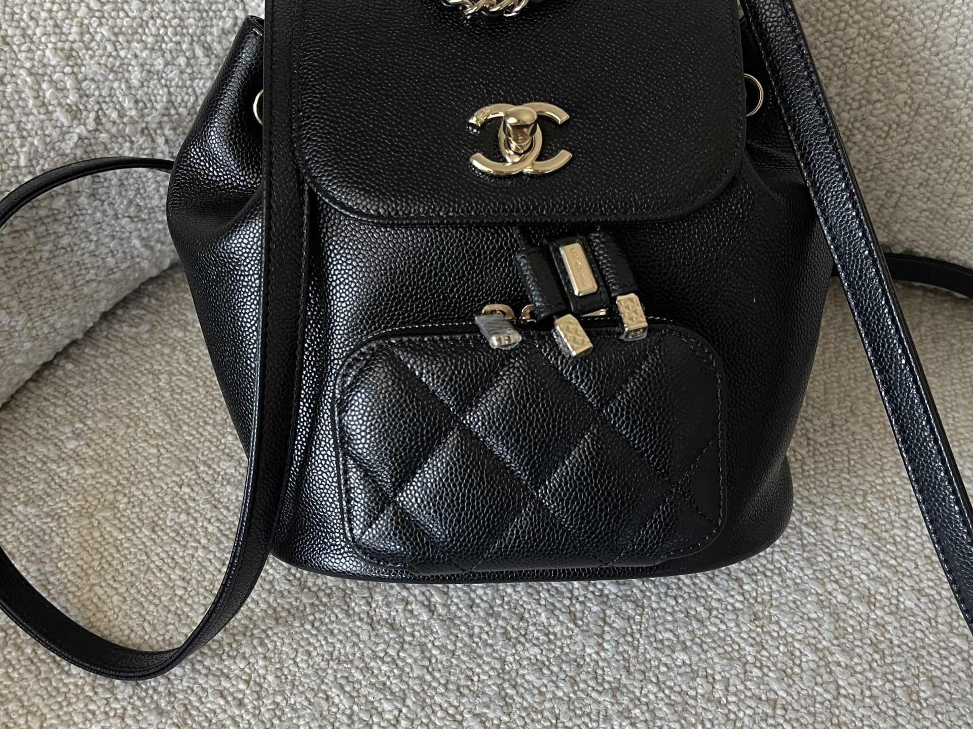 CHANEL Backpack 22B Black Caviar Backpack Small (Updated Size) LGHW -Knockoff
