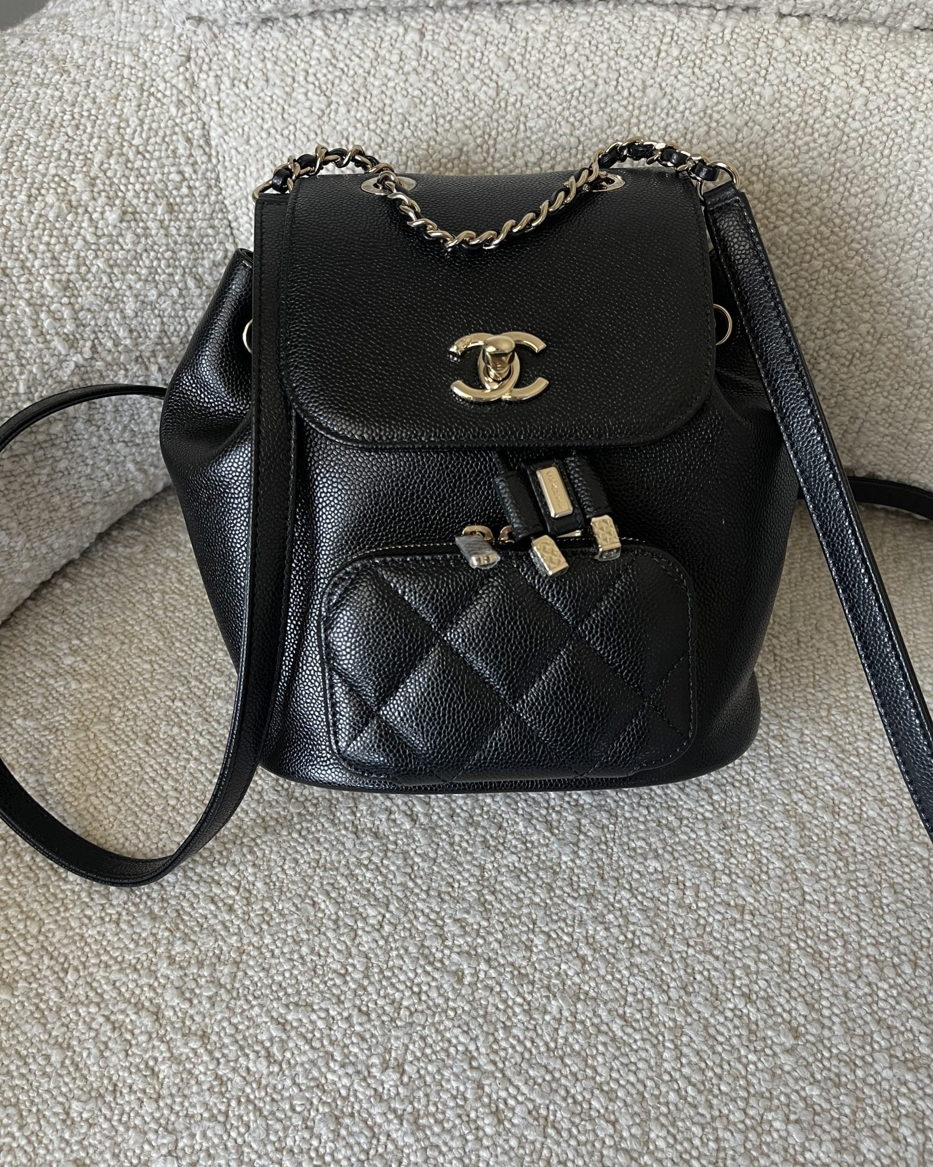 CHANEL Backpack 22B Black Caviar Backpack Small (Updated Size) LGHW -Knockoff
