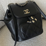 CHANEL Backpack 22B Black Caviar Backpack Small (Updated Size) LGHW -Knockoff
