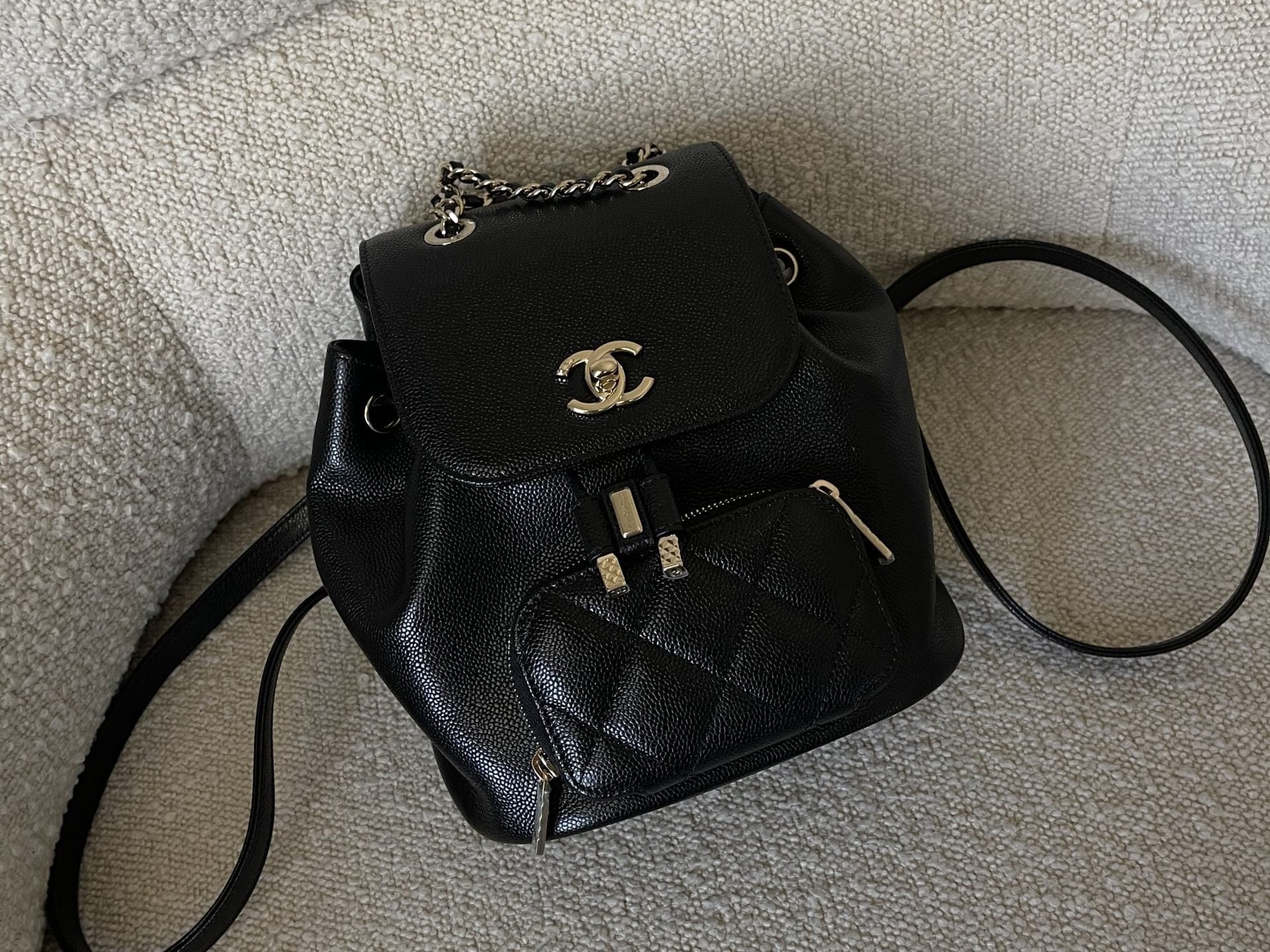 CHANEL Backpack 22B Black Caviar Backpack Small (Updated Size) LGHW -Knockoff
