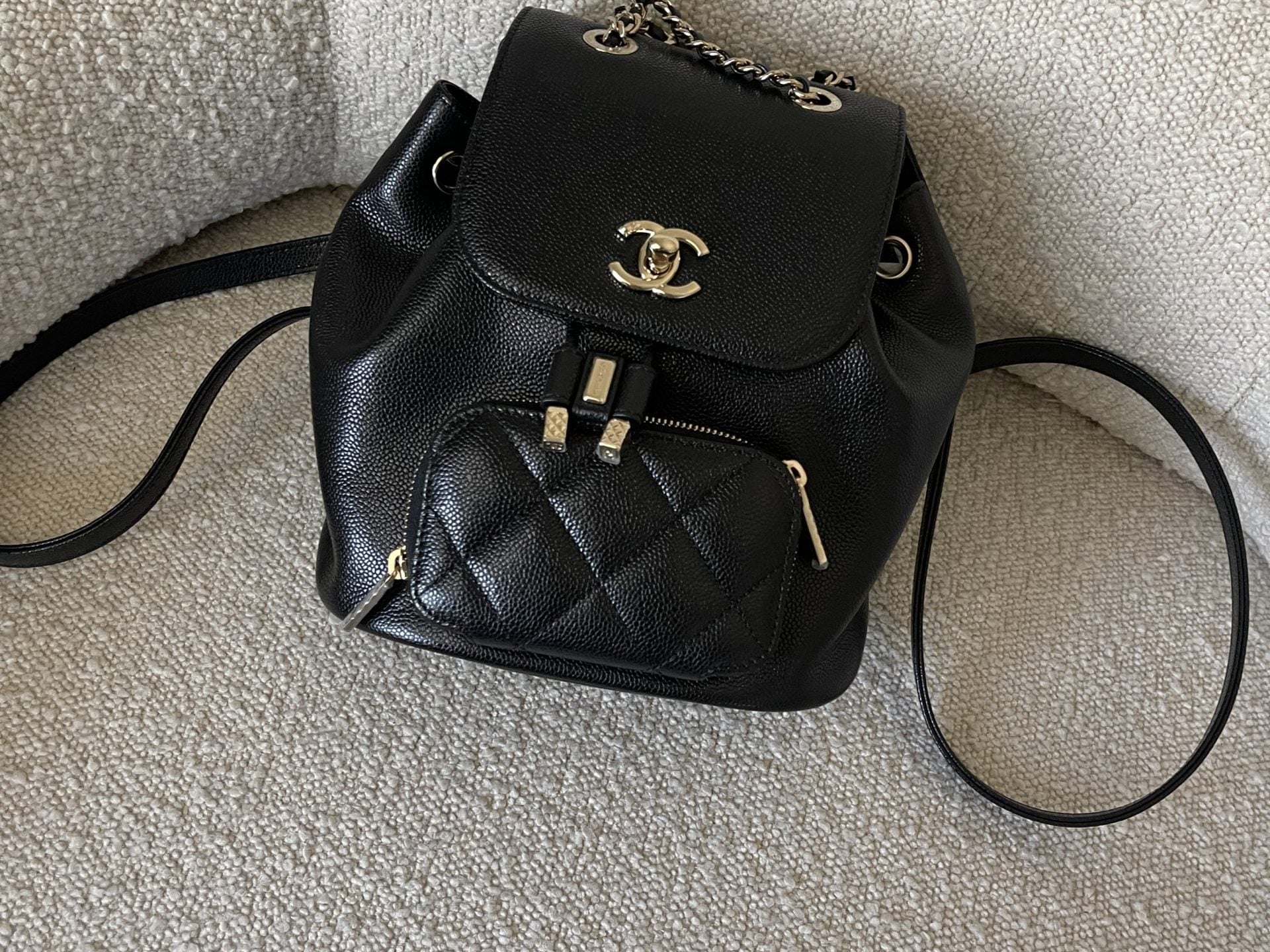 CHANEL Backpack 22B Black Caviar Backpack Small (Updated Size) LGHW -Knockoff
