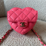 CHANEL Belt Bag 22S CC In Love Heart Zipped Pink Lambskin Quilted Belt Bag LGHW -Knockoff
