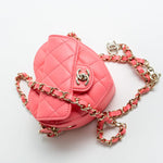 CHANEL Belt Bag Pink 22S CC In Love Heart Zipped Pink Lambskin Quilted Belt Bag LGHW -Knockoff
