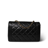 CHANEL Black Diana Flap Black Lambskin Quilted Medium Gold Hardware -Knockoff
