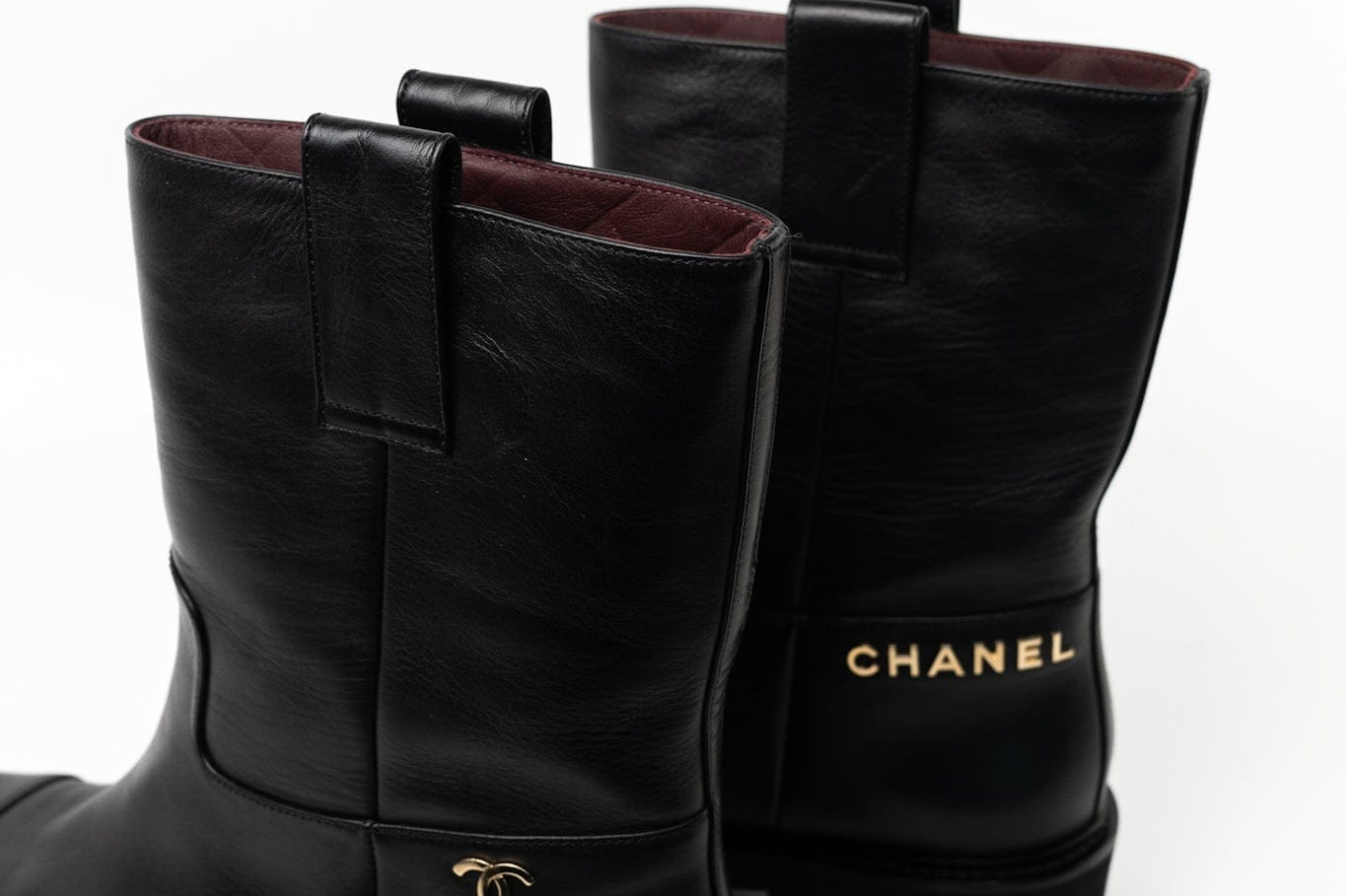 CHANEL Boots 20A Leather CC Signature Cap Toe Ankle Midcalf Short Boots Booties -Knockoff
