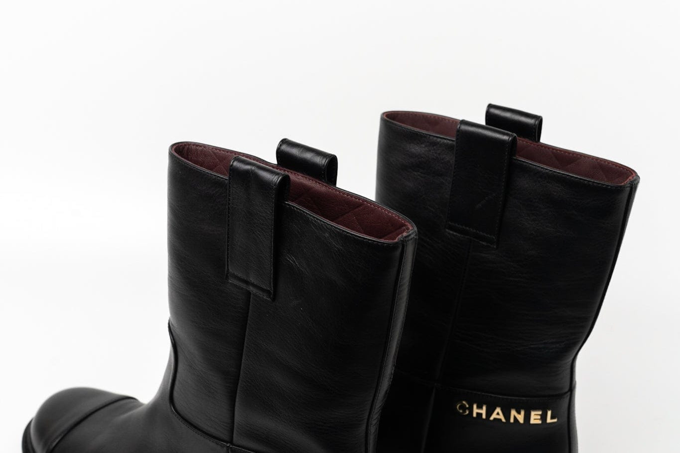 CHANEL Boots 20A Leather CC Signature Cap Toe Ankle Midcalf Short Boots Booties -Knockoff
