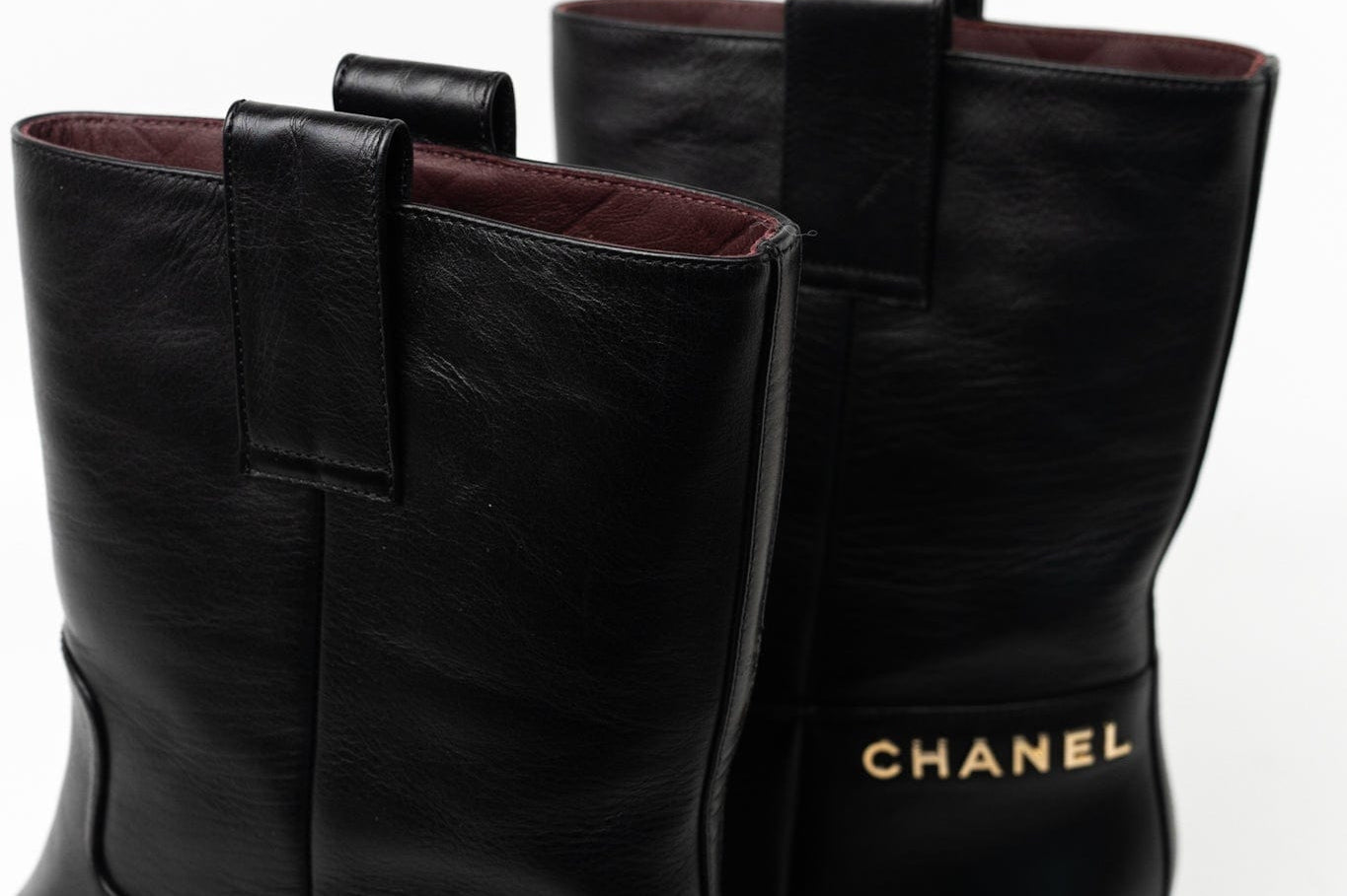 CHANEL Boots 20A Leather CC Signature Cap Toe Ankle Midcalf Short Boots Booties -Knockoff
