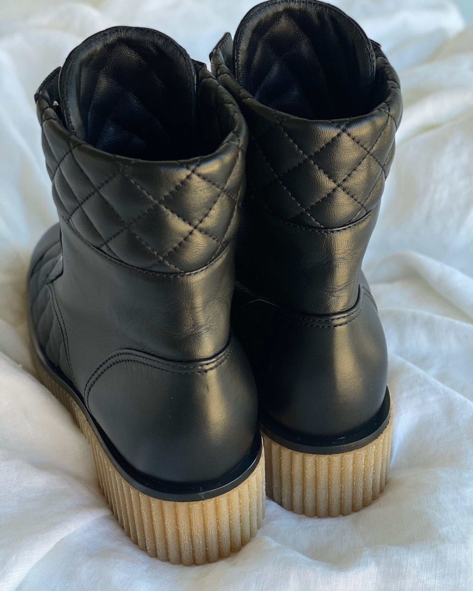 CHANEL Boots CHANEL 21B Calfskin Quilted Black Caviar Quilted CC Logo Combat Boots -Knockoff
