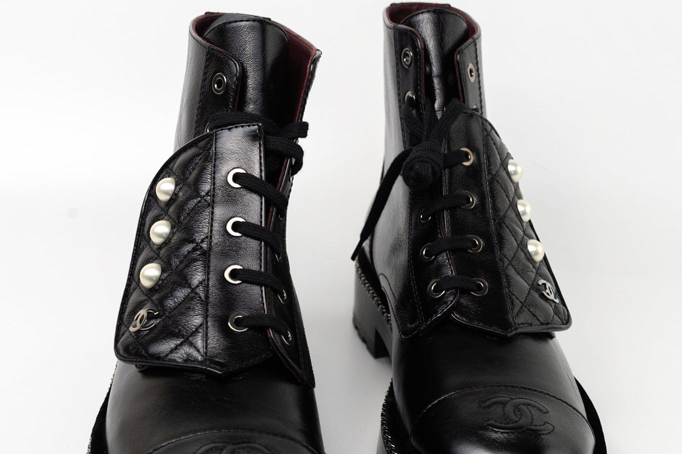 CHANEL Boots Chanel Crinkled Calfskin Pearl Combat Short Boots 40 Black -Knockoff
