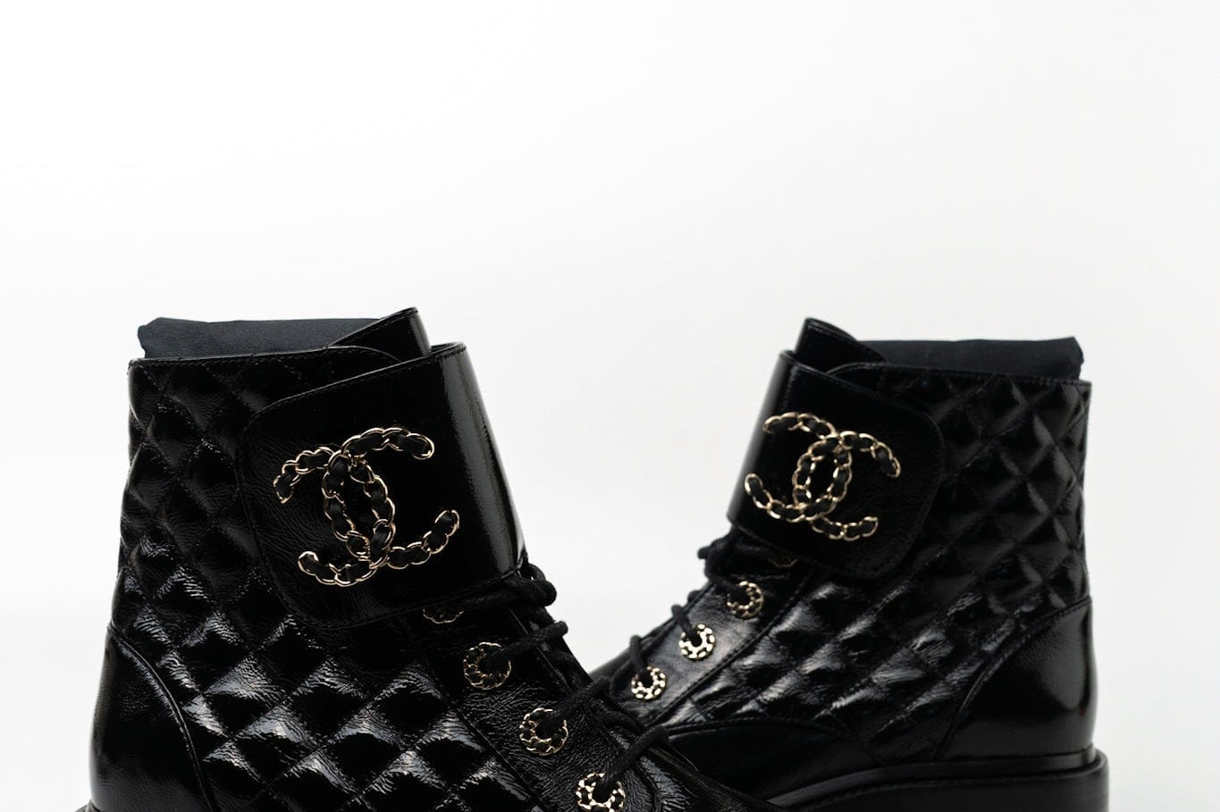 CHANEL Boots Shinny Calfskin Quilted Lace up Combat Boots -Knockoff
