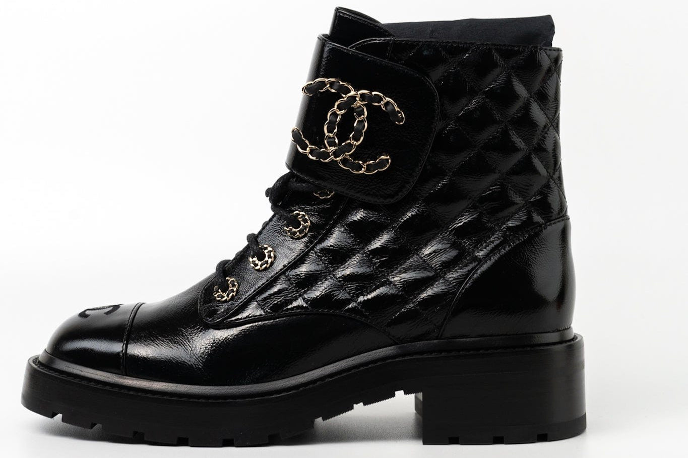 CHANEL Boots Shinny Calfskin Quilted Lace up Combat Boots -Knockoff
