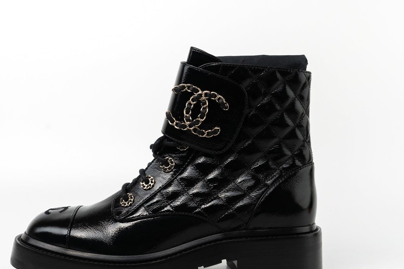 CHANEL Boots Shinny Calfskin Quilted Lace up Combat Boots -Knockoff
