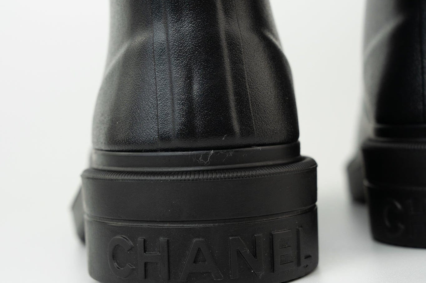 CHANEL Boots Size 36.5 22A Black Caoutchouk CC High Boots -Knockoff
