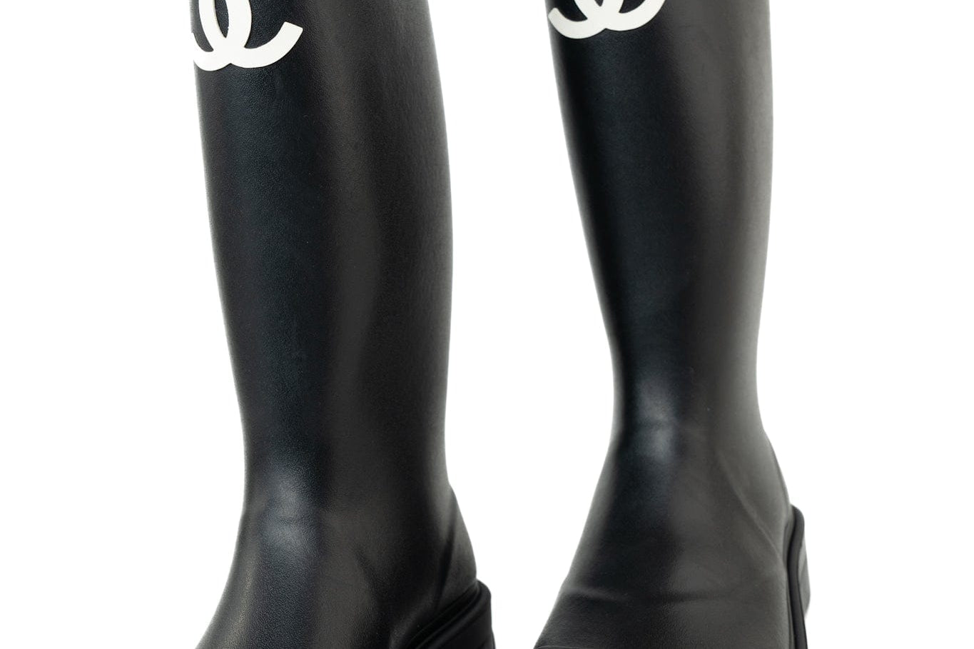 CHANEL Boots Size 36.5 22A Black Caoutchouk CC High Boots -Knockoff
