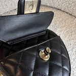 CHANEL Clutch 22S CC In Love Black Lambskin Quilted Small (Clutch on Chain) Heart Bag LGHW -Knockoff
