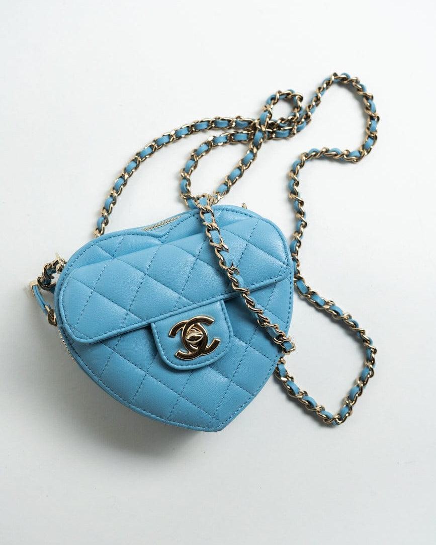 CHANEL Clutch Blue 22S CC In Love Blue Lambskin Quilted Small (Clutch on Chain) Heart Bag LGHW -Knockoff
