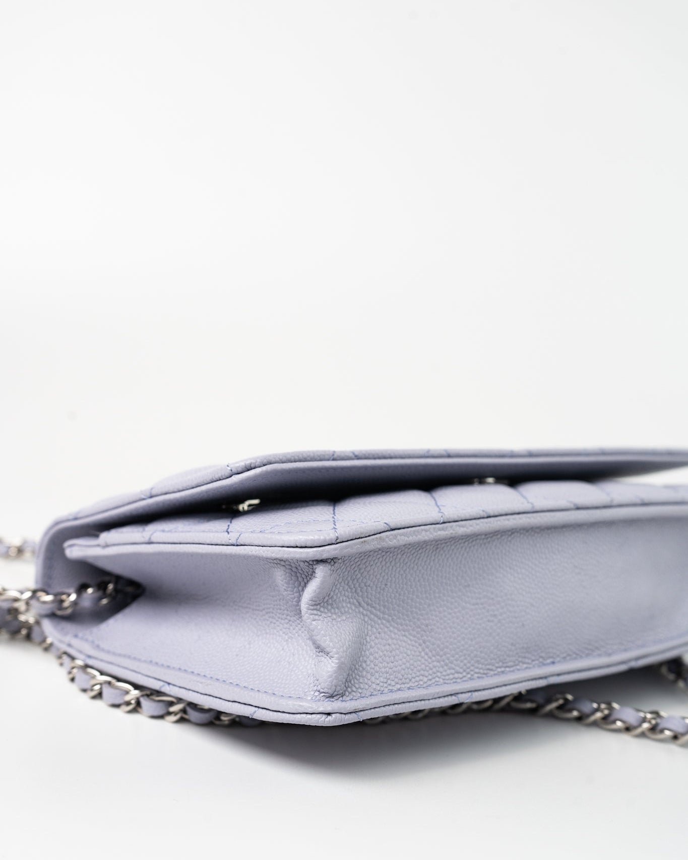 CHANEL Crossbody 21K Lavender Caviar Quilted Wallet On Chain WOC Silver Hardware -Knockoff
