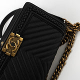 CHANEL Crossbody Black Caviar Chevron Boy Bag Medium Entwined Leather Aged Gold Hardware -Knockoff
