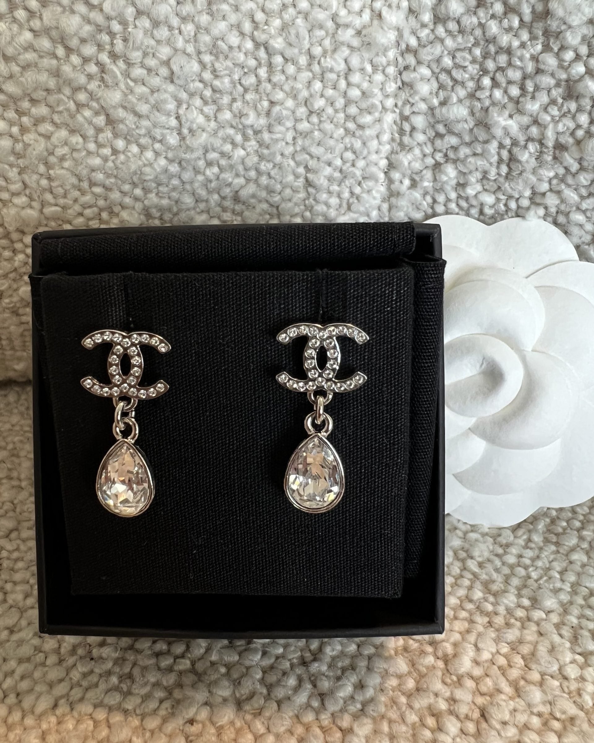 CHANEL Earrings Chanel 21K Silver Crystal Drop Earrings -Knockoff
