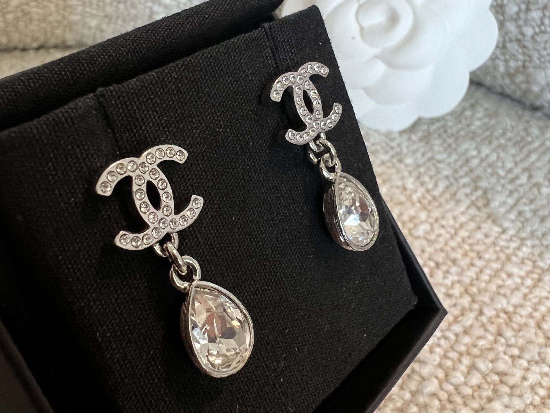 CHANEL Earrings Chanel 21K Silver Crystal Drop Earrings -Knockoff
