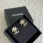 CHANEL Earrings Chanel CC Crown Light Gold Earring -Knockoff
