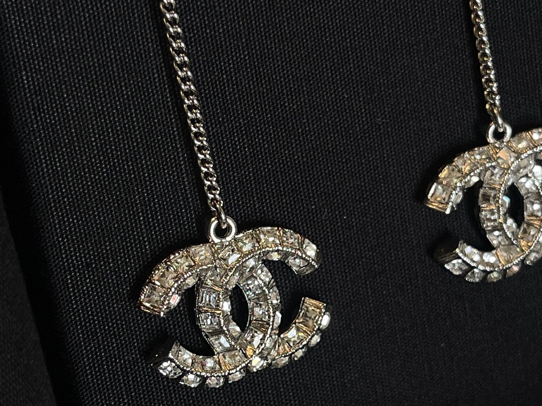 CHANEL Earrings Chanel CC Earring Silver & Crystal -Knockoff
