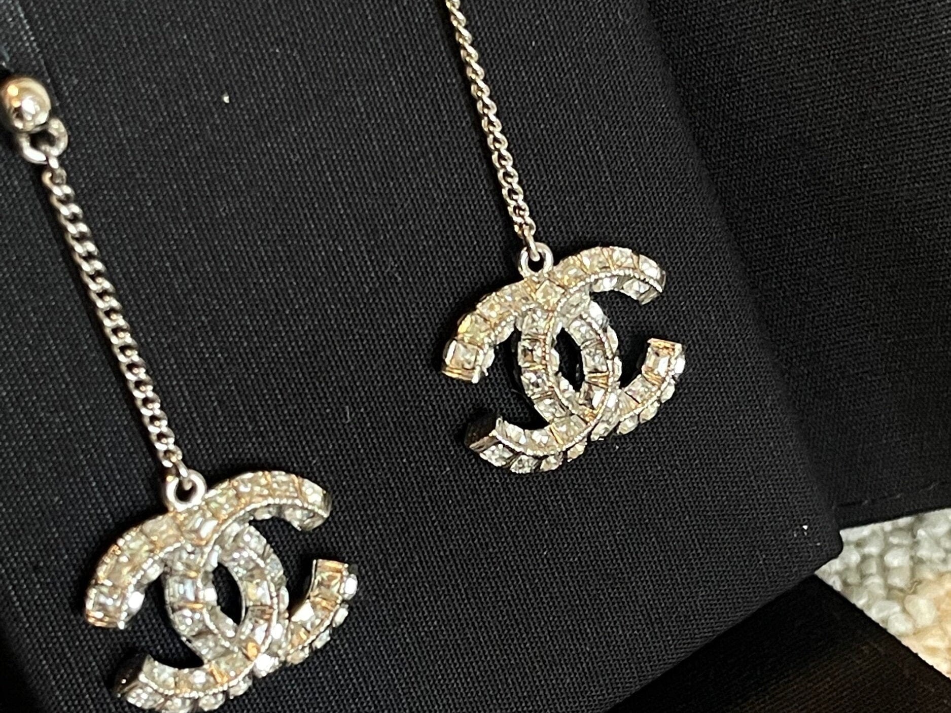 CHANEL Earrings Chanel CC Earring Silver & Crystal -Knockoff
