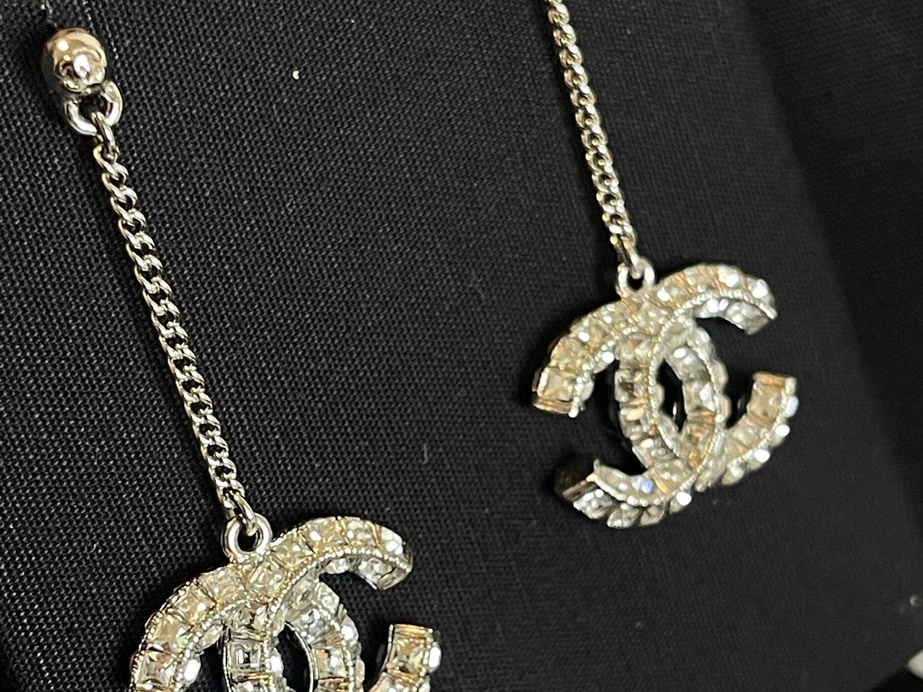 CHANEL Earrings Chanel CC Earring Silver & Crystal -Knockoff
