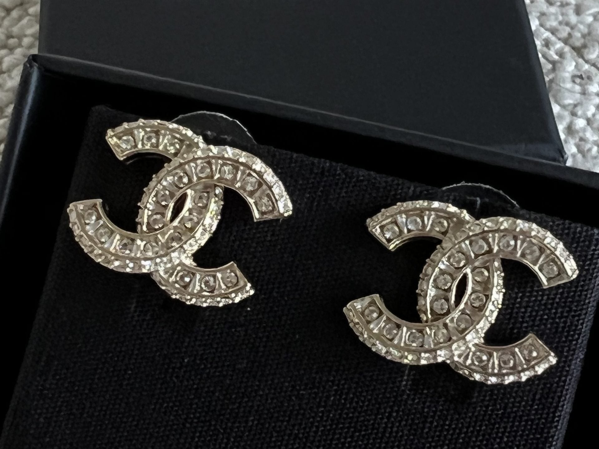 CHANEL Earrings Chanel Classic CC Timeless Earrings Light Gold -Knockoff
