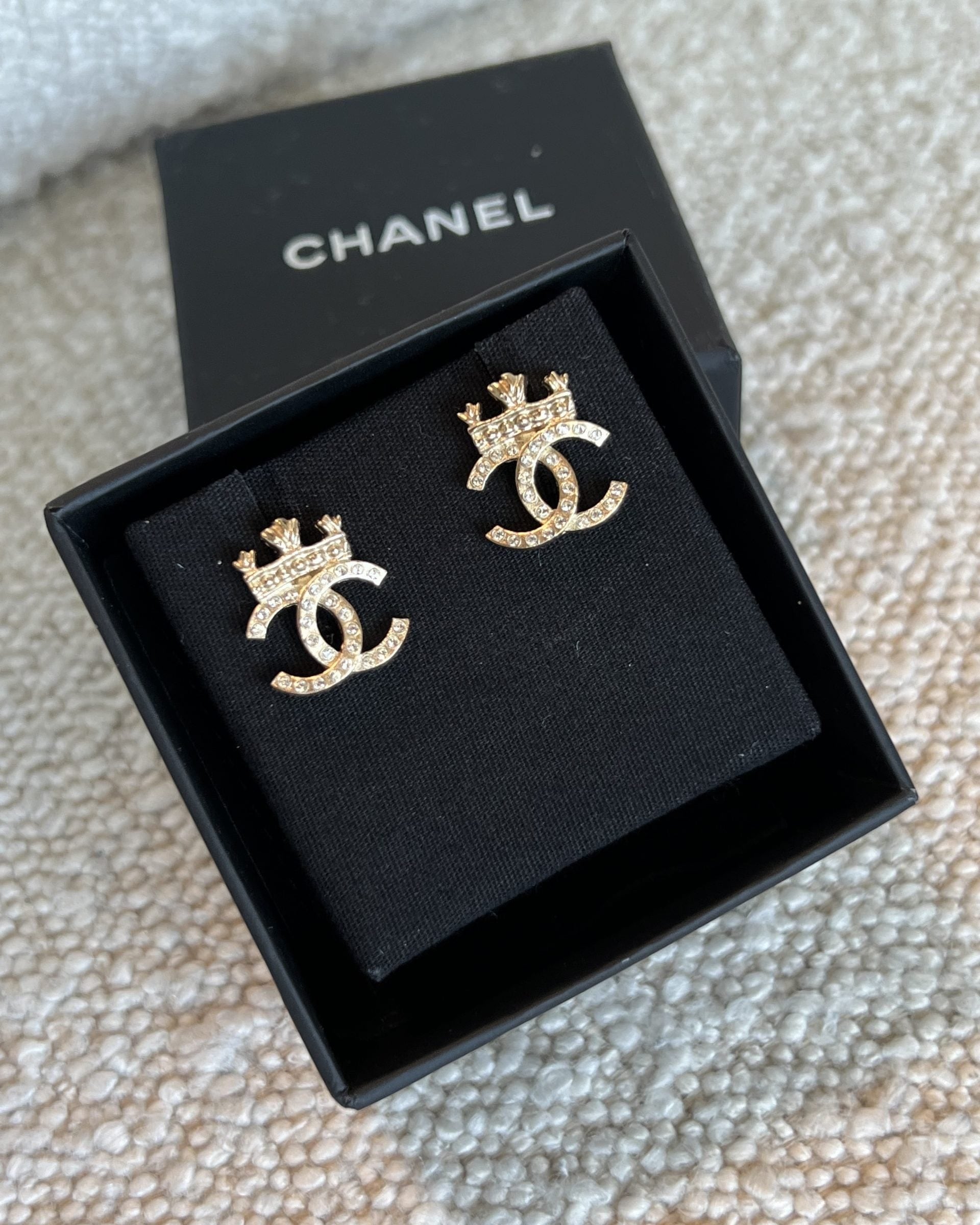 CHANEL Earrings Chanel Crystal CC Crown Gold Earrings -Knockoff
