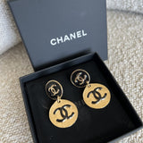 CHANEL Earrings Chanel Gold Tone Black CC Logo Round Earrings -Knockoff
