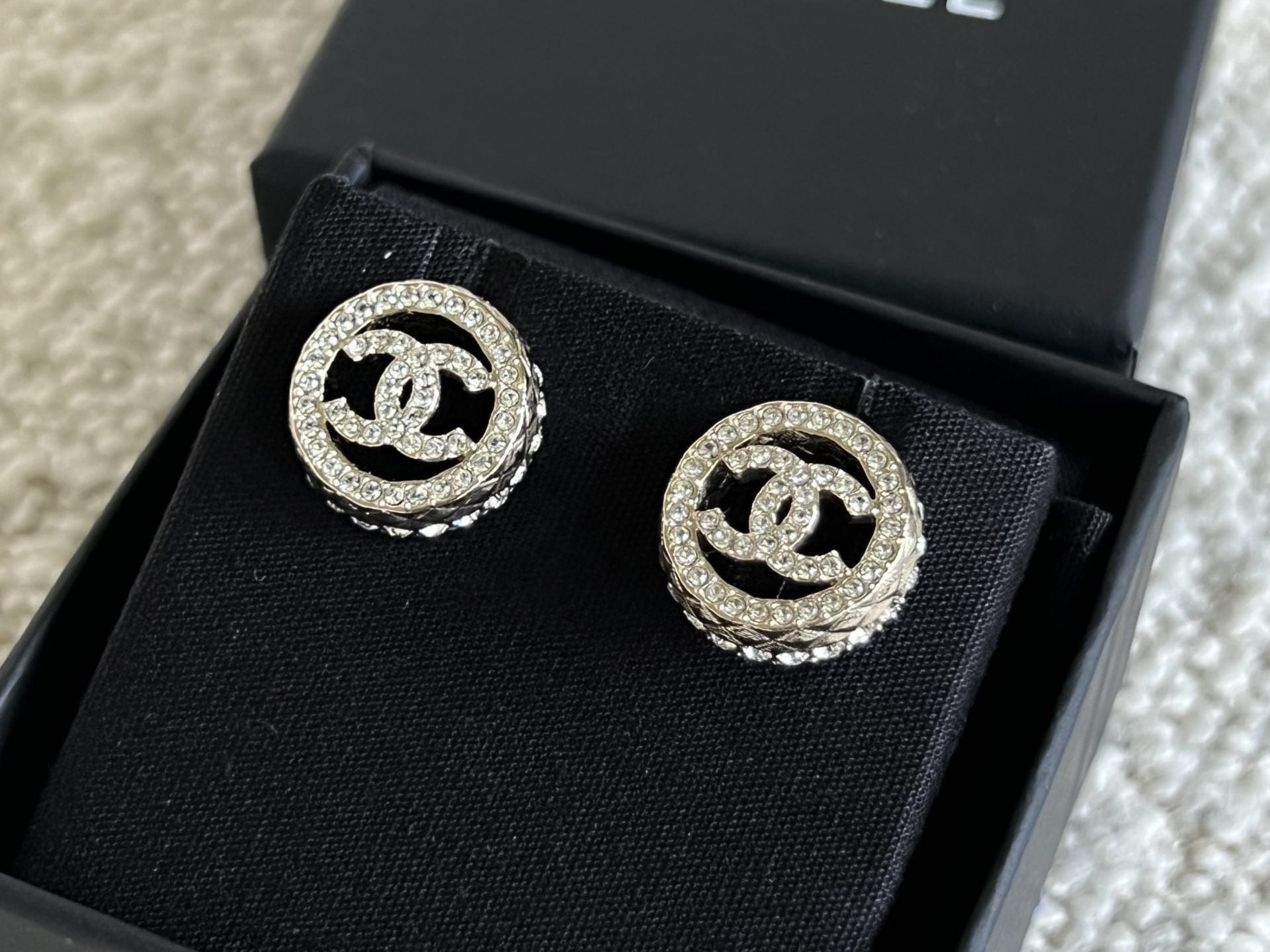 CHANEL Earrings Chanel Interlock CC Ligh Gold -Knockoff
