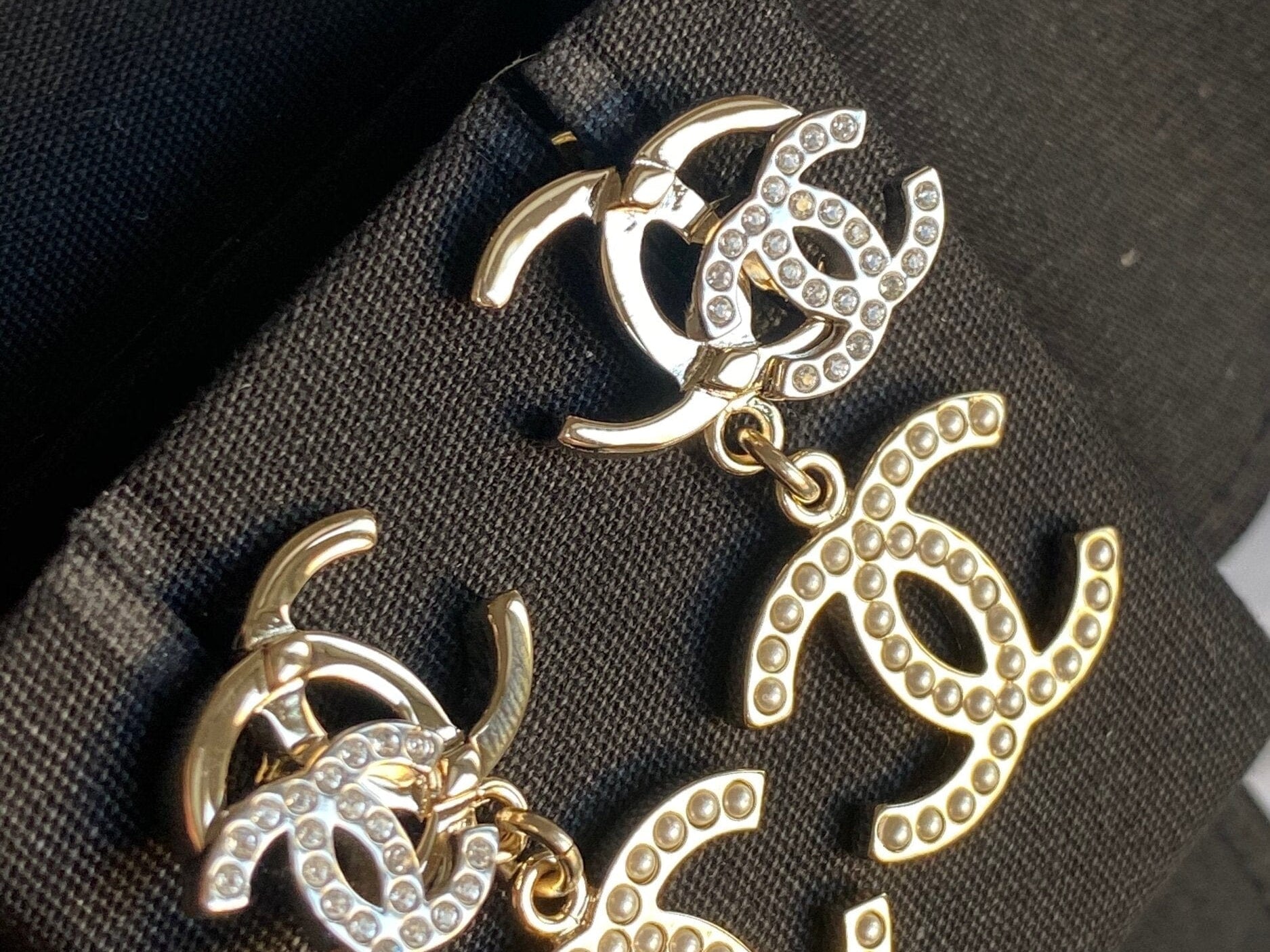 CHANEL Earrings Chanel Triple CC Pearly White Earrings Light Gold and Silver -Knockoff
