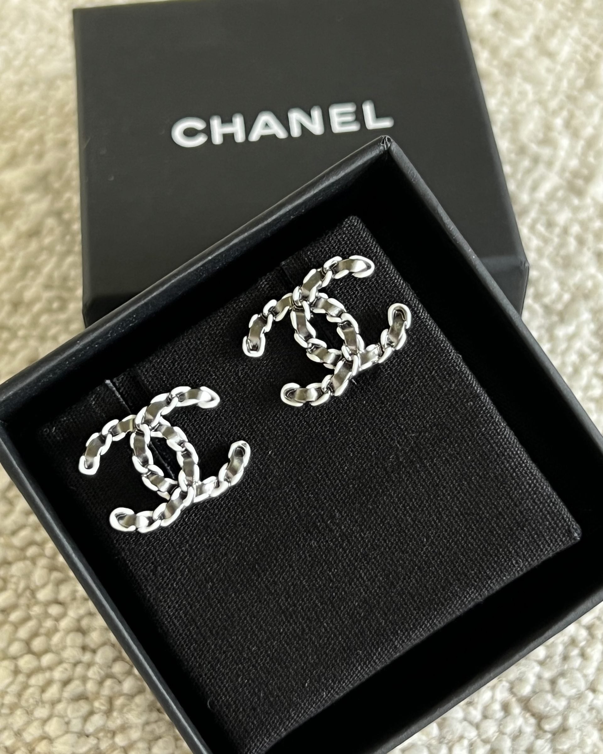 CHANEL Earrings Classic CC Ruthenium Earring -Knockoff
