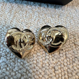 CHANEL Earrings Gold 22B Gold Heart CC Turnlock Earring Large -Knockoff
