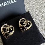 CHANEL Earrings Gold 22P Chanel CC Heart Small Earrings Light Gold -Knockoff
