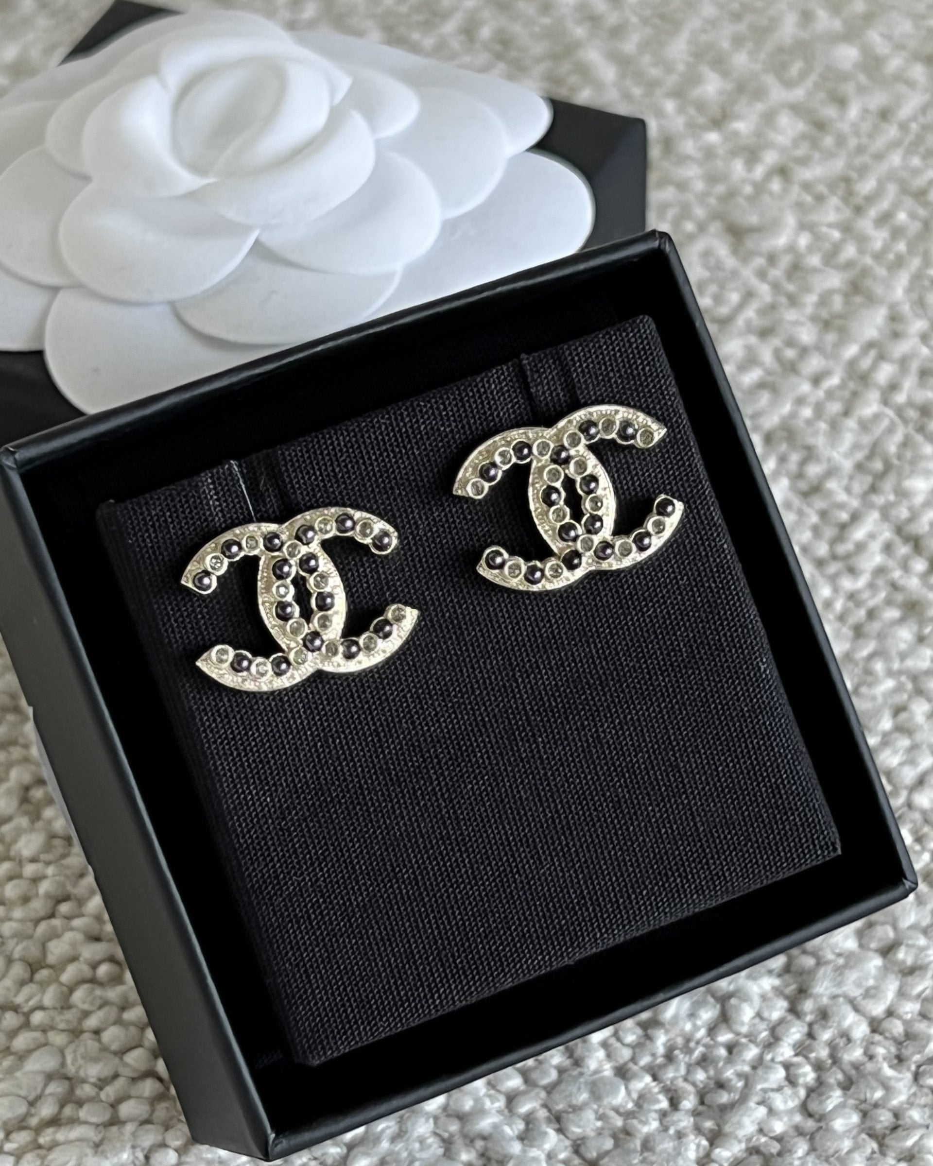 CHANEL Earrings Gold Chanel CC Crystal and Dark Pearl Earrings -Knockoff
