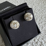 CHANEL Earrings Gold Chanel Round CC Earrings -Knockoff
