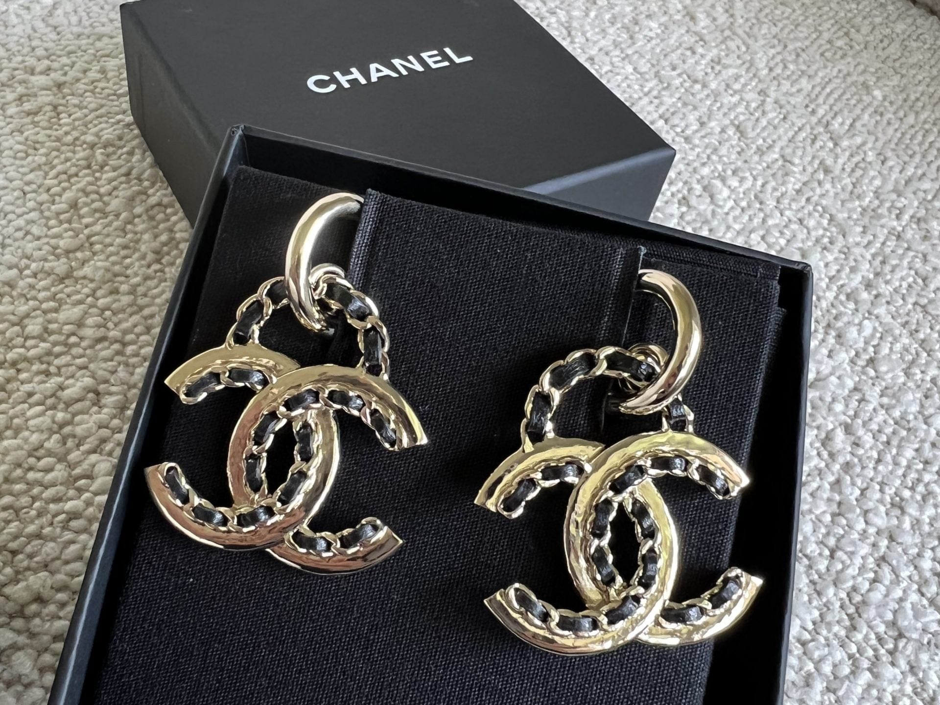 CHANEL Earrings Gold Chanel Woven Chain CC Drop Earring -Knockoff
