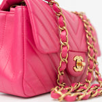 CHANEL Handbag 15s Pink Lambskin Chevron Mini Rectangular Flap Aged Gold Hardware -Knockoff
