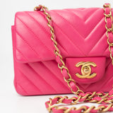 CHANEL Handbag 15s Pink Lambskin Chevron Mini Rectangular Flap Aged Gold Hardware -Knockoff
