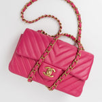 CHANEL Handbag 15s Pink Lambskin Chevron Mini Rectangular Flap Aged Gold Hardware -Knockoff
