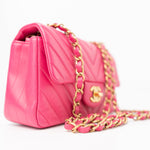 CHANEL Handbag 15s Pink Lambskin Chevron Mini Rectangular Flap Aged Gold Hardware -Knockoff
