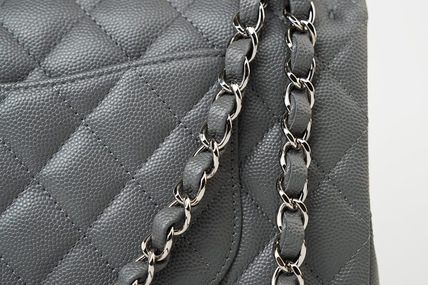 CHANEL Handbag 17B Grey Caviar Quilted Classic Flap Medium Silver Hardware -Knockoff
