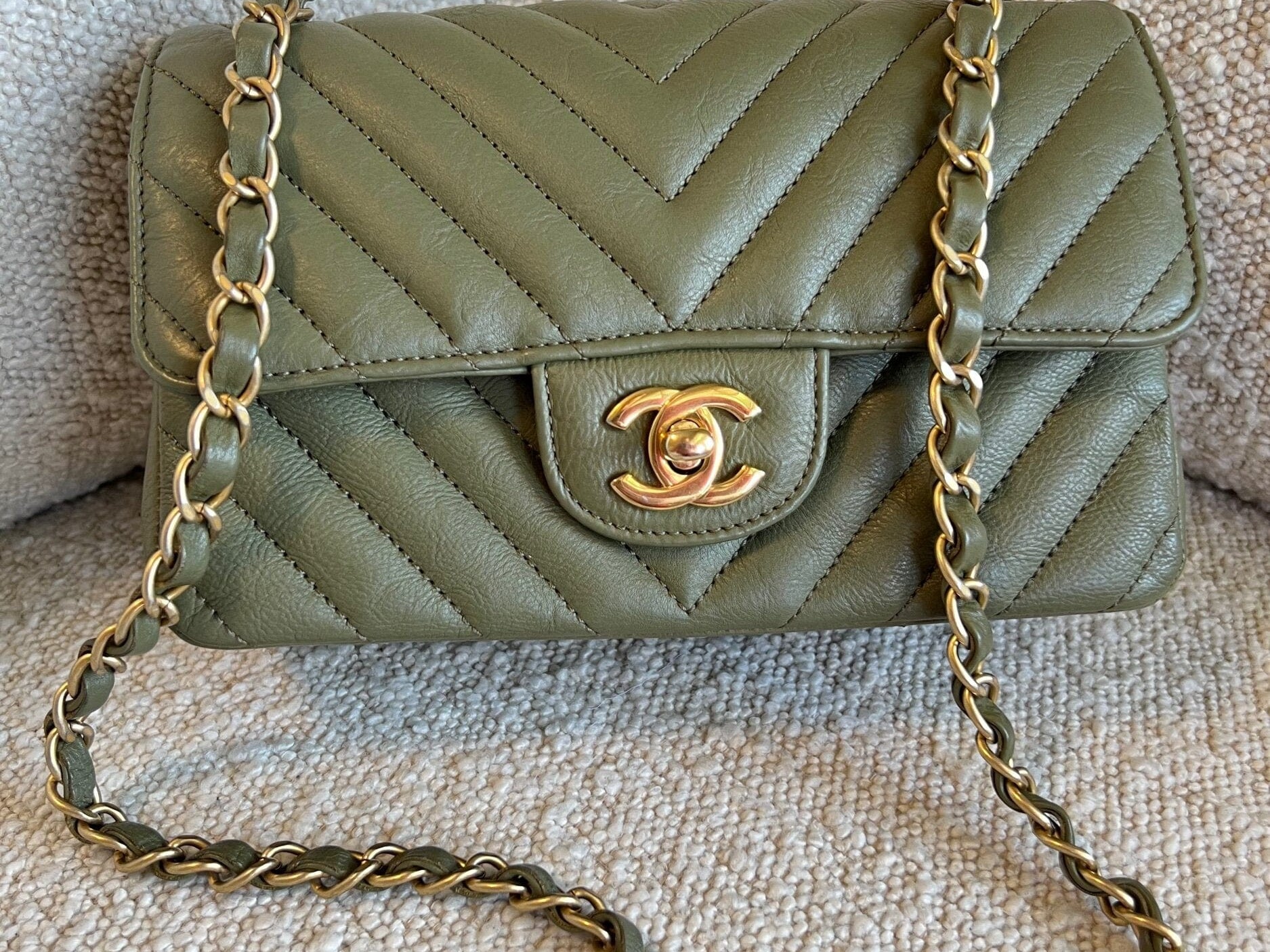 Chanel Handbag 17C Khaki Green Chevron Calfskin Mini Rectangular Flap Brushed GHW -Knockoff
