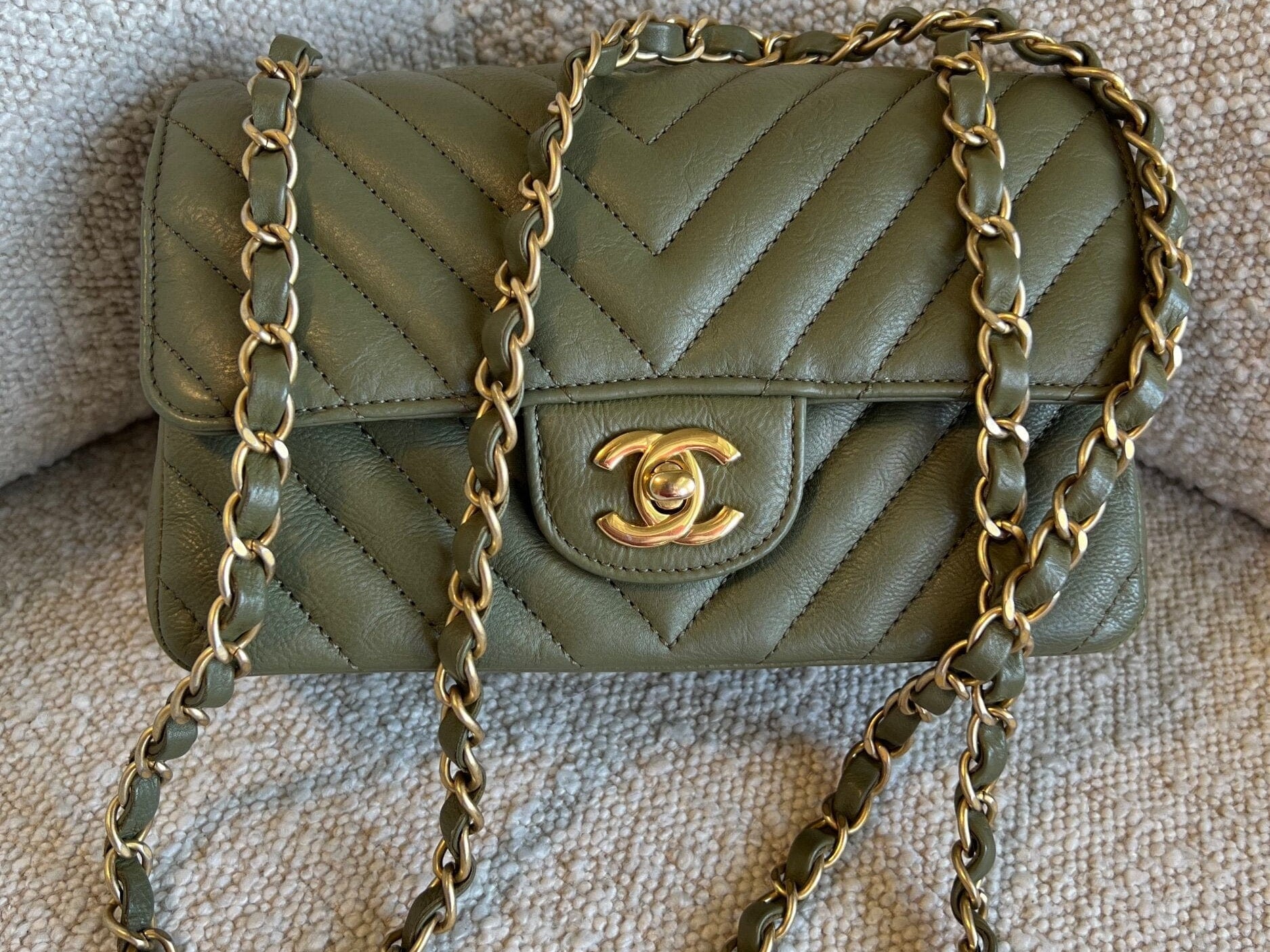 Chanel Handbag 17C Khaki Green Chevron Calfskin Mini Rectangular Flap Brushed GHW -Knockoff
