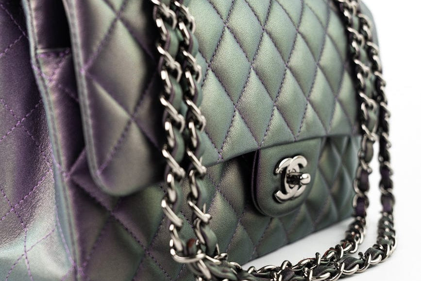 CHANEL Handbag 17S Purple Iridescent Lambskin Quilted Classic Flap Medium -Knockoff
