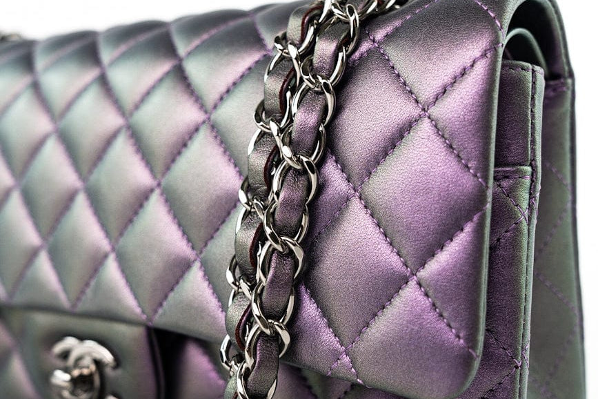 CHANEL Handbag 17S Purple Iridescent Lambskin Quilted Classic Flap Medium -Knockoff
